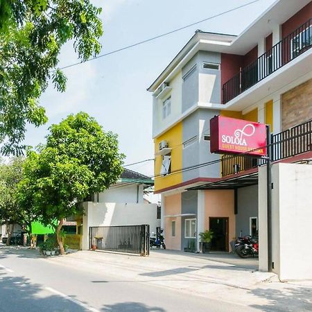 Reddoorz Syariah Near Purwosari Train Station Surakarta (Solo) Exterior foto