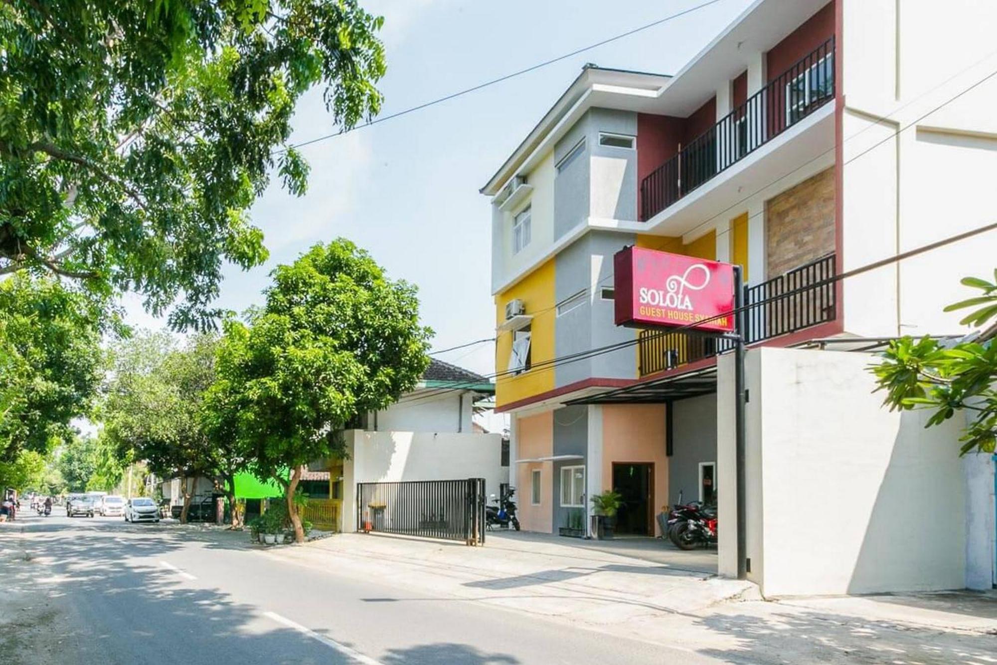 Reddoorz Syariah Near Purwosari Train Station Surakarta (Solo) Exterior foto